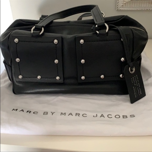 Marc By Marc Jacobs Handbags - Marc by Mark Jacobs leather bag with dust bag
